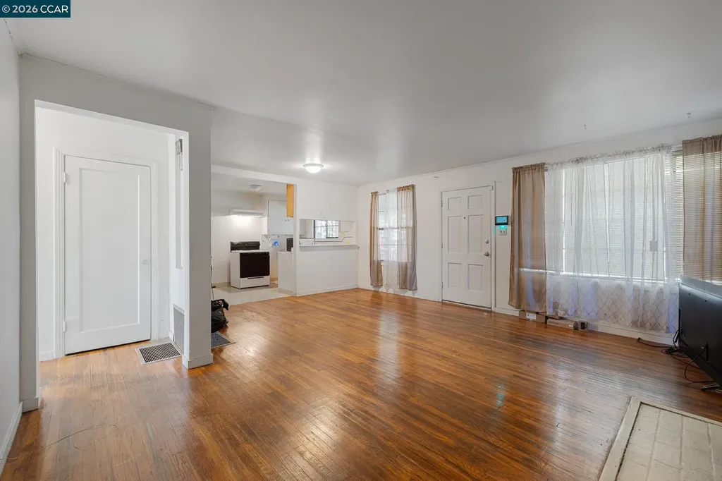 603 Almanza Drive Oakland CA 94603