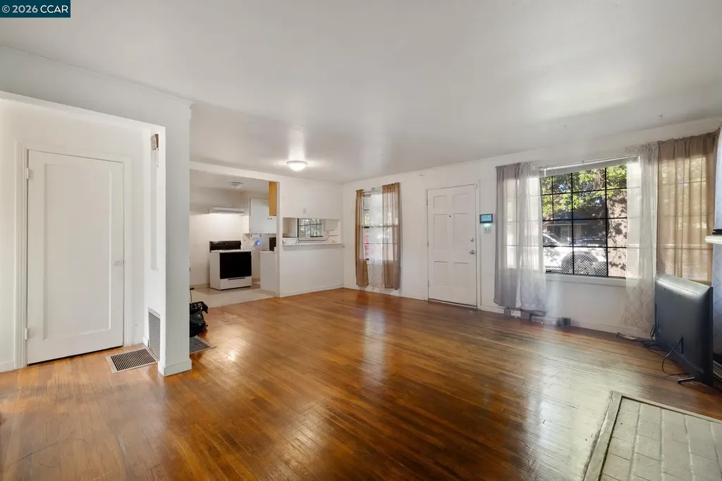 603 Almanza Drive Oakland CA 94603