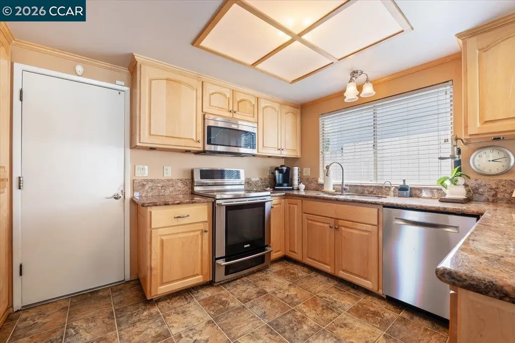1001 Brighton Court Antioch CA 94509