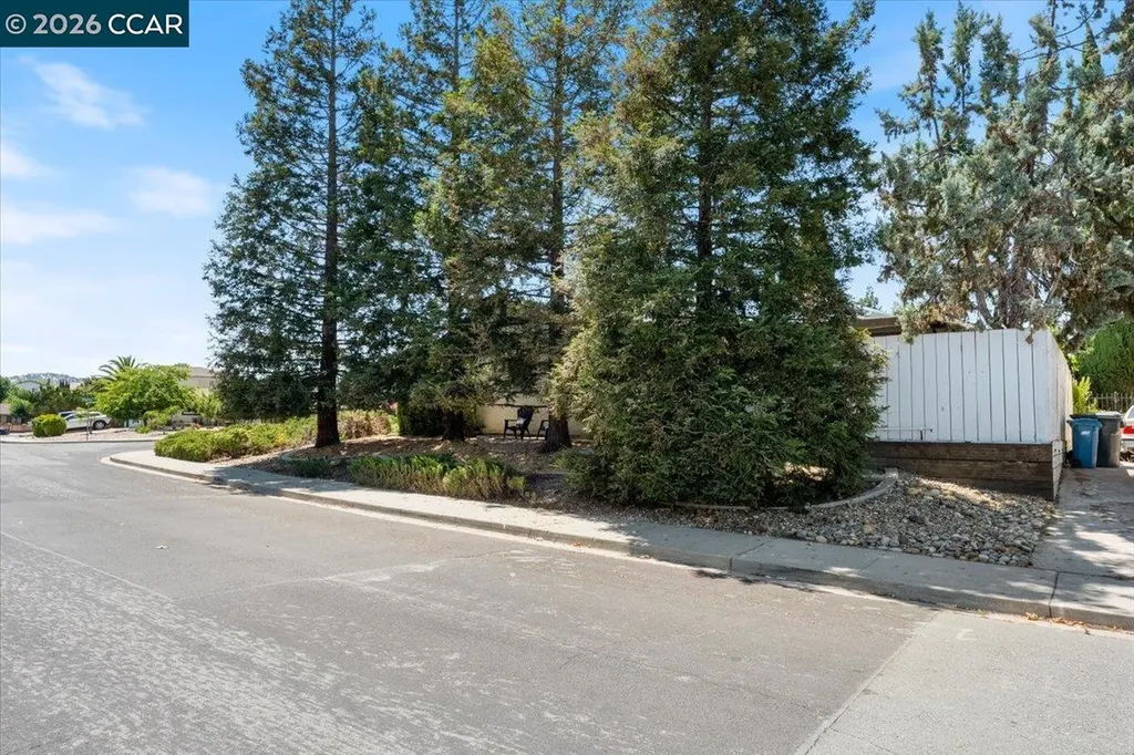 1001 Brighton Court Antioch CA 94509
