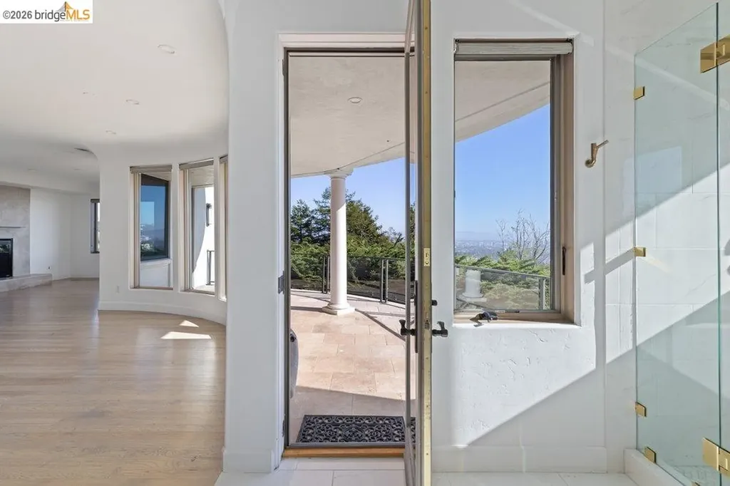 85 Gravatt Drive Berkeley CA 94705