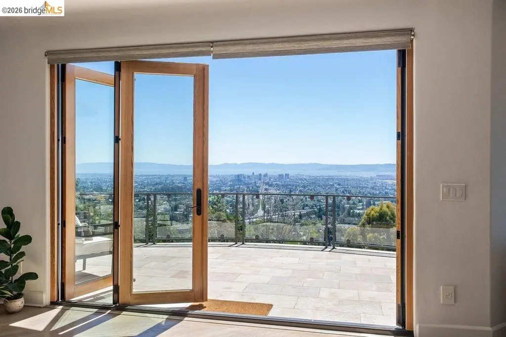 85 Gravatt Drive Berkeley CA 94705
