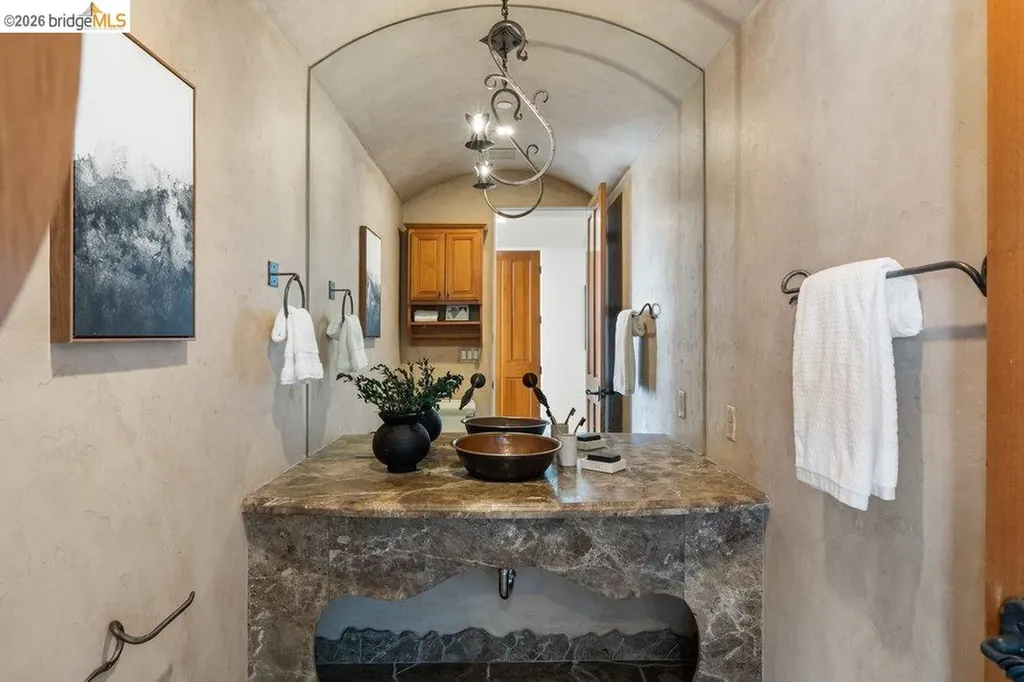 85 Gravatt Drive Berkeley CA 94705