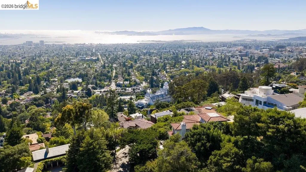 85 Gravatt Drive Berkeley CA 94705