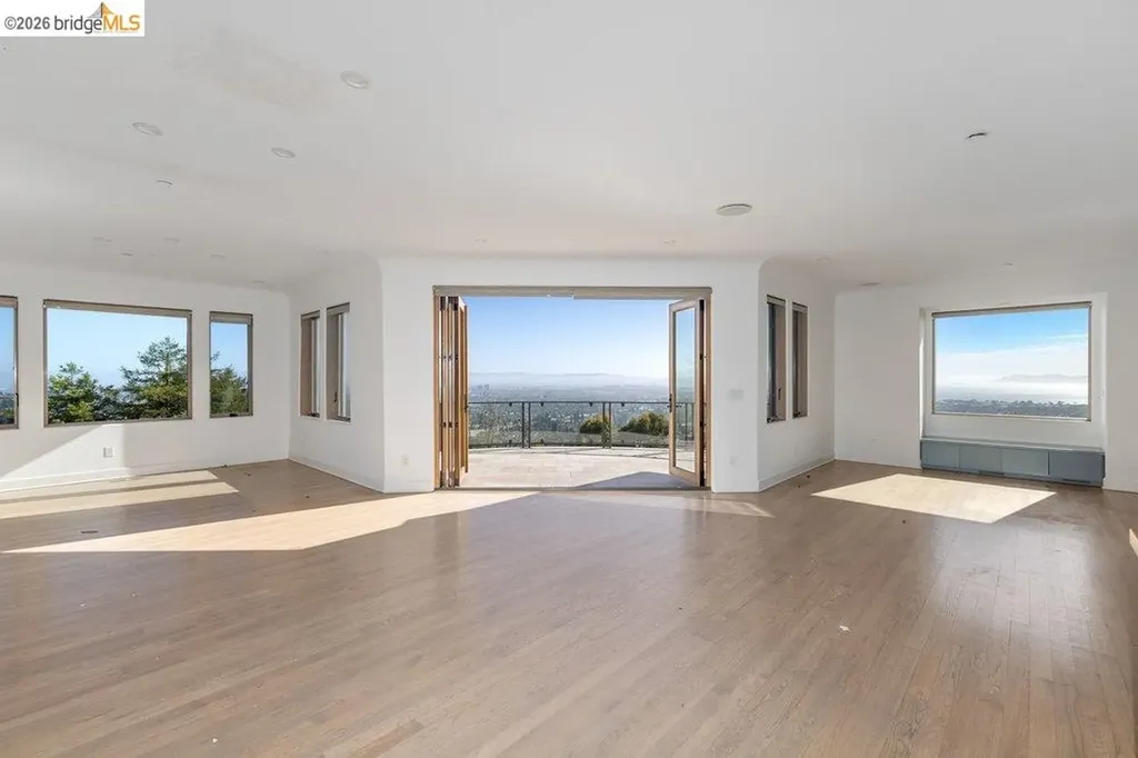 85 Gravatt Drive Berkeley CA 94705