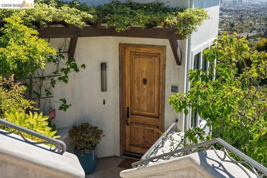 85 Gravatt Drive Berkeley CA 94705