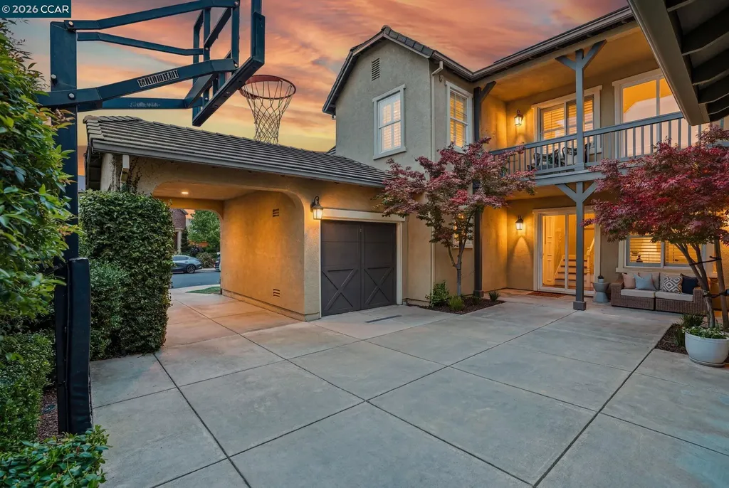2261 Genoa Street Danville CA 94506