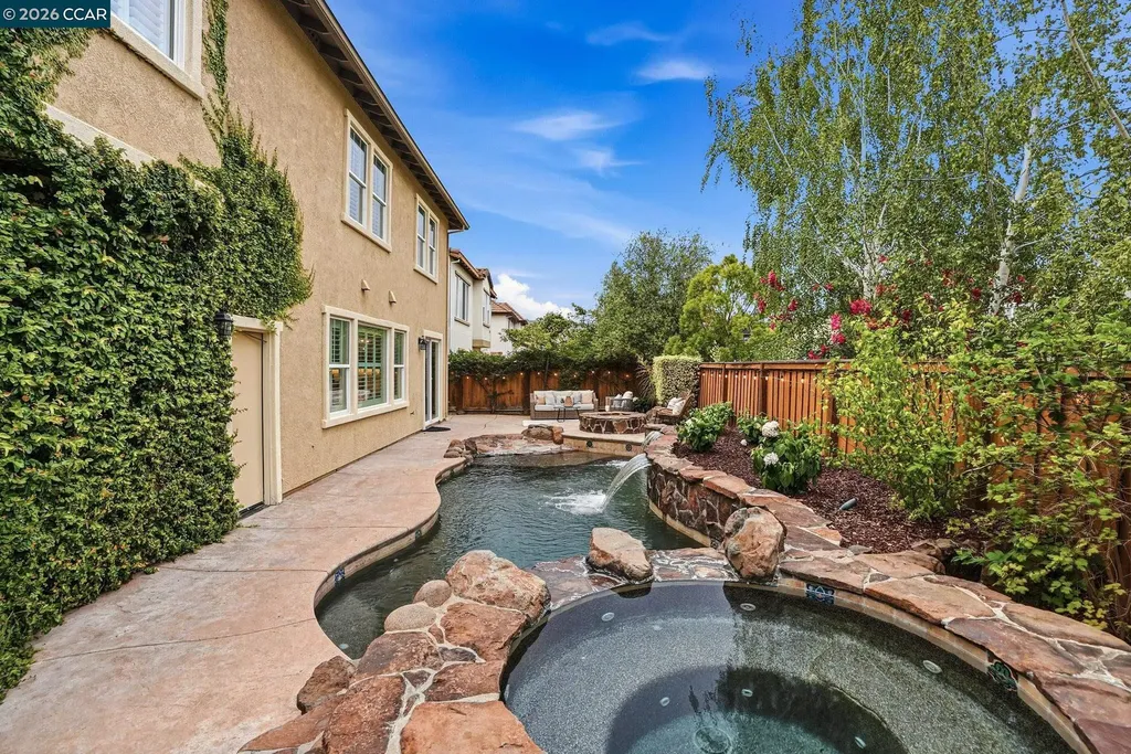 2261 Genoa Street Danville CA 94506