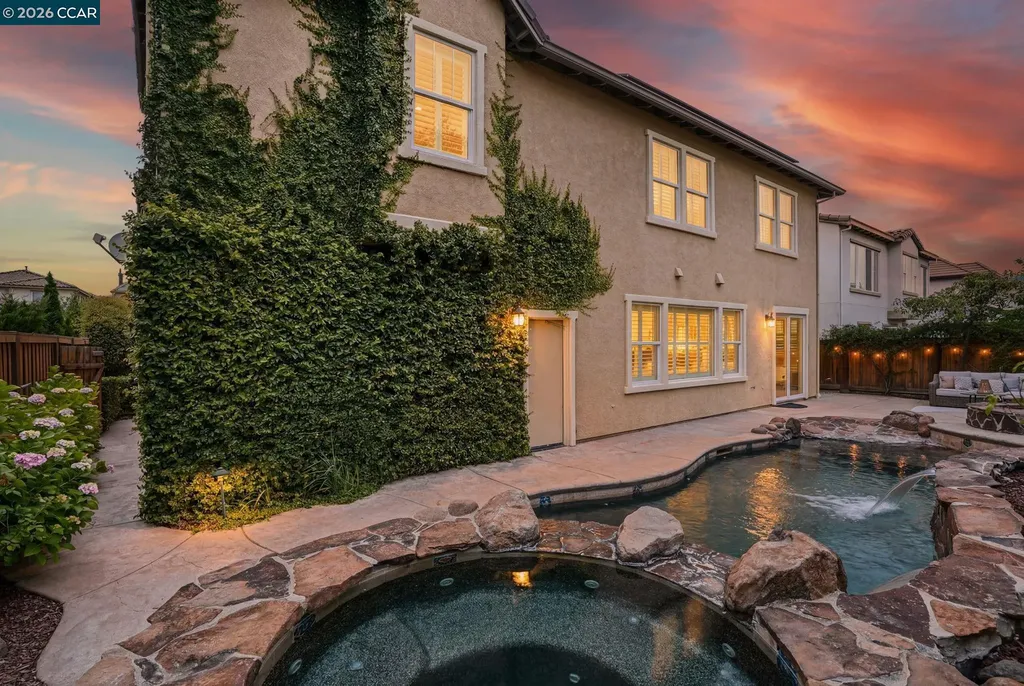 2261 Genoa Street Danville CA 94506