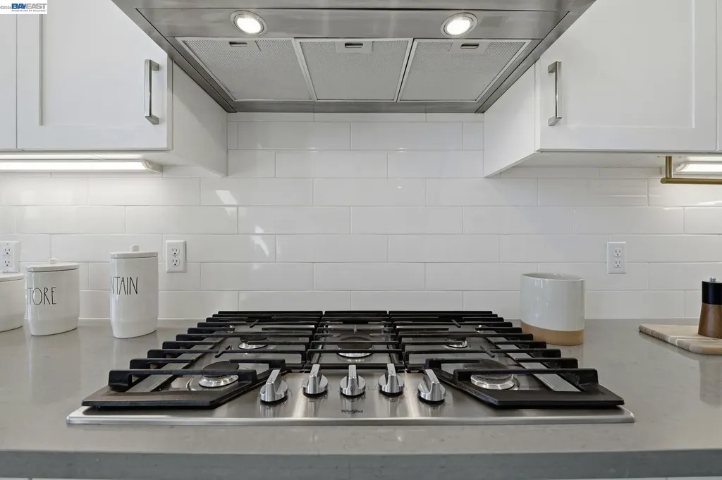45249 Electric Terrace Fremont CA 94539