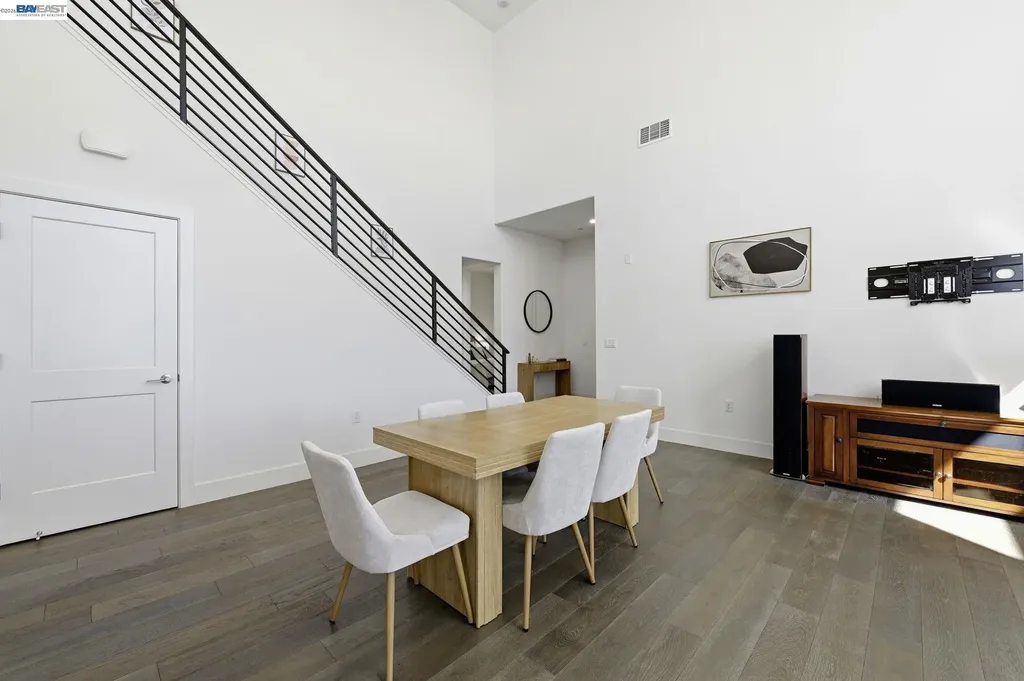 45249 Electric Terrace Fremont CA 94539