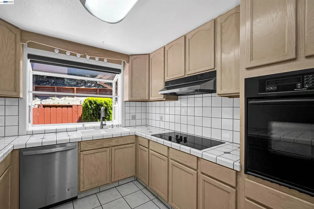 716 Courtland Avenue Richmond CA 94805
