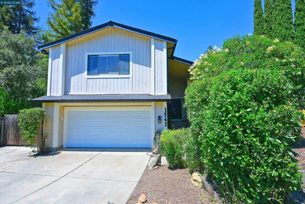 1543 Windwood Court Martinez CA 94553