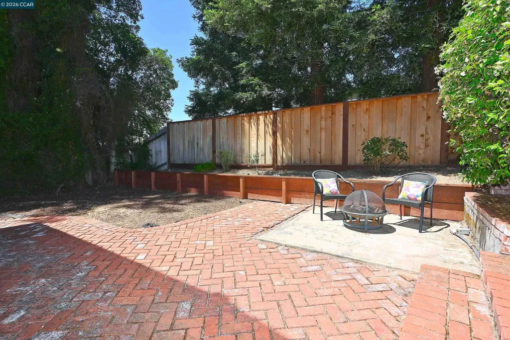 1543 Windwood Court Martinez CA 94553