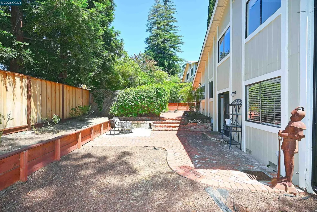 1543 Windwood Court Martinez CA 94553