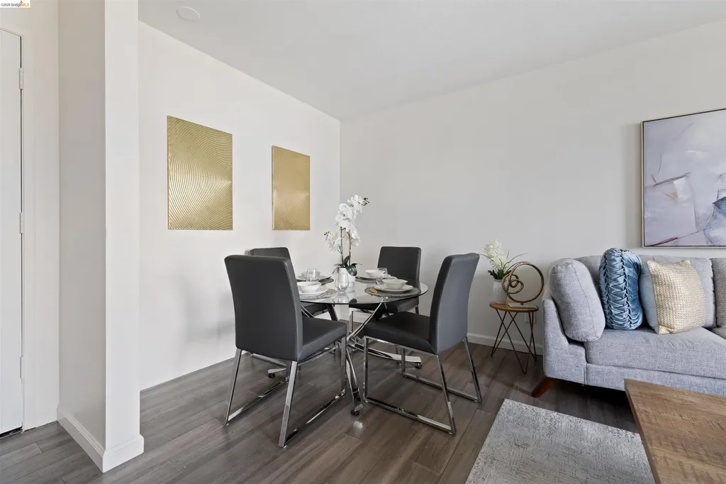 4 Admiral Drive Emeryville CA 94608