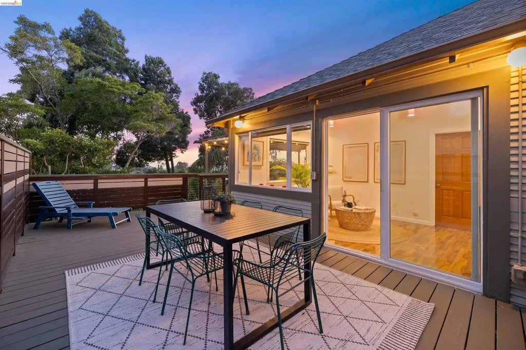 4507 Tulip Avenue Oakland CA 94619