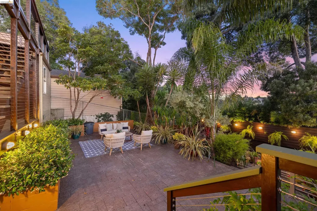 4507 Tulip Avenue Oakland CA 94619