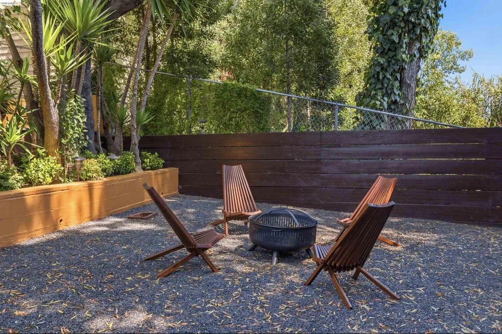 4507 Tulip Avenue Oakland CA 94619
