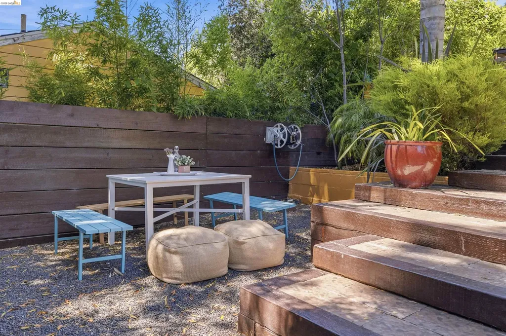 4507 Tulip Avenue Oakland CA 94619