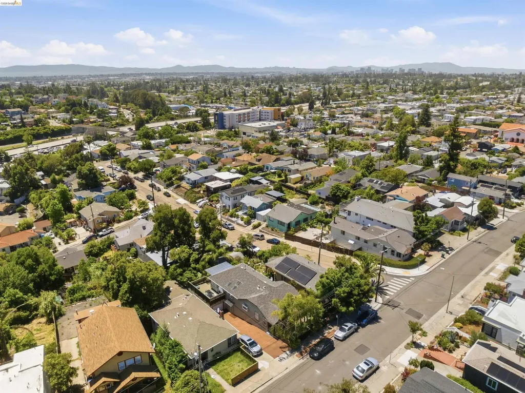 4507 Tulip Avenue Oakland CA 94619