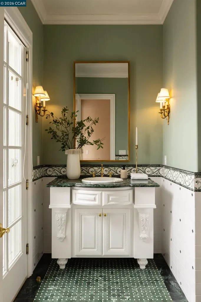 1733 Alameda Diablo Diablo CA 94528