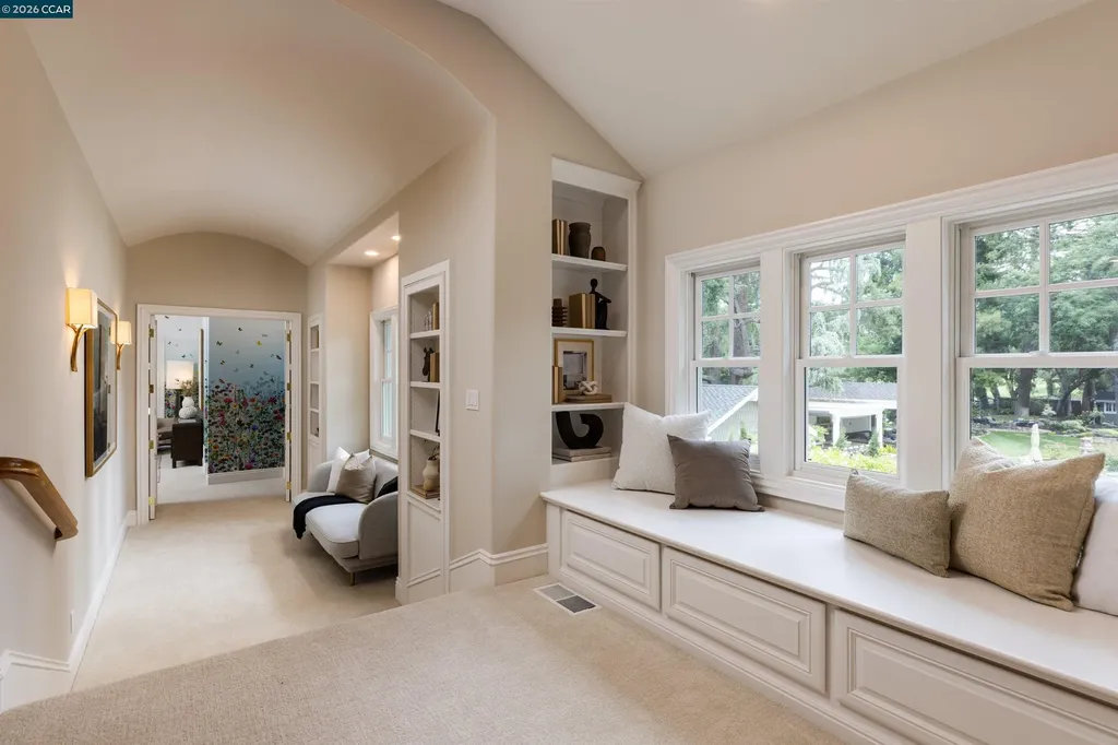 1733 Alameda Diablo Diablo CA 94528