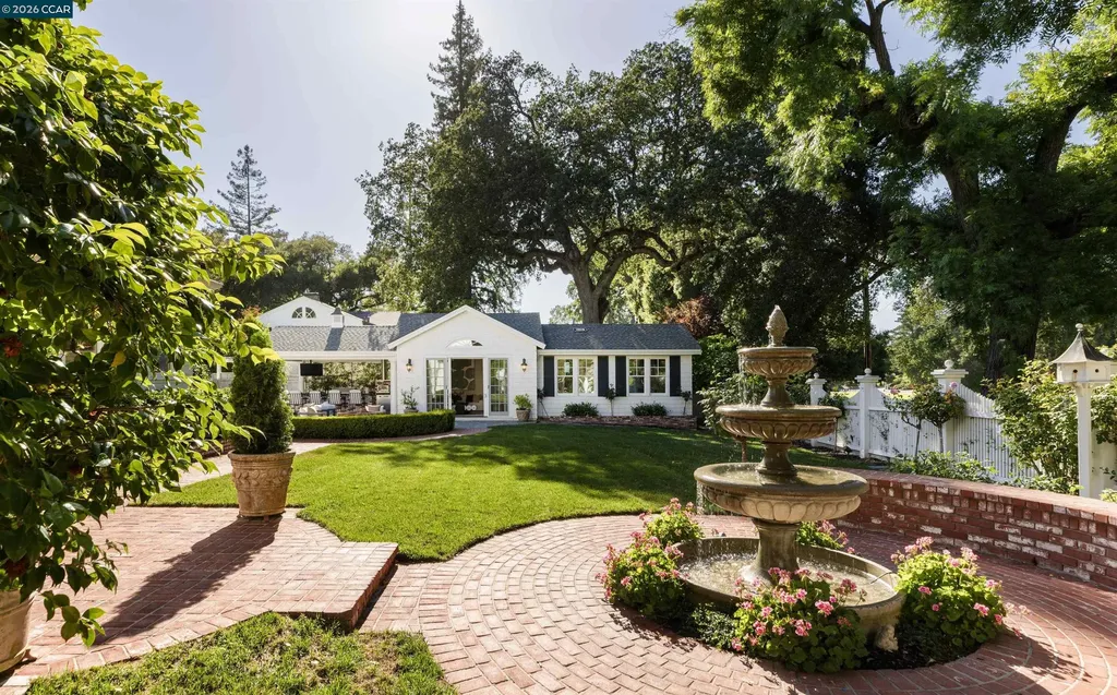 1733 Alameda Diablo Diablo CA 94528