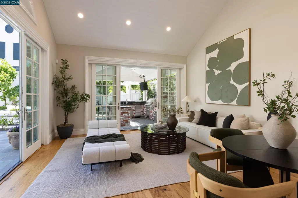 1733 Alameda Diablo Diablo CA 94528