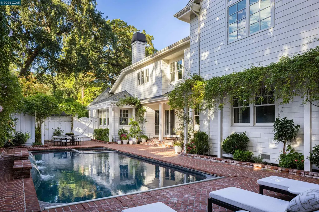 1733 Alameda Diablo Diablo CA 94528