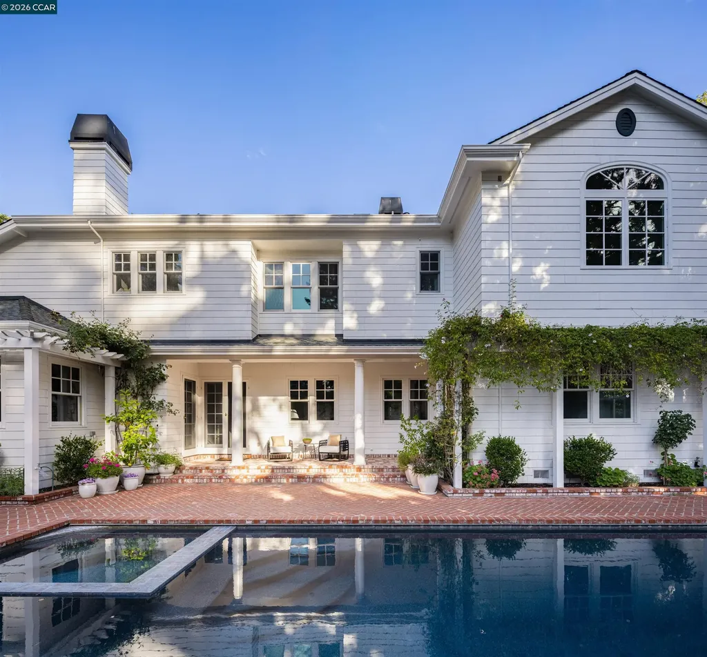 1733 Alameda Diablo Diablo CA 94528