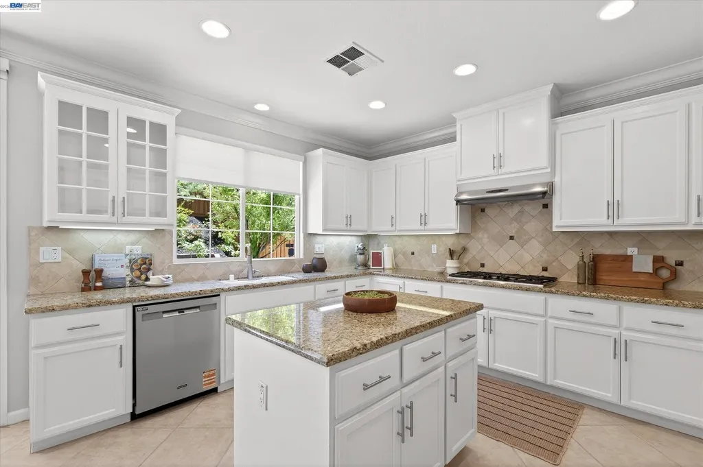 1556 Banbury Drive San Ramon CA 94582