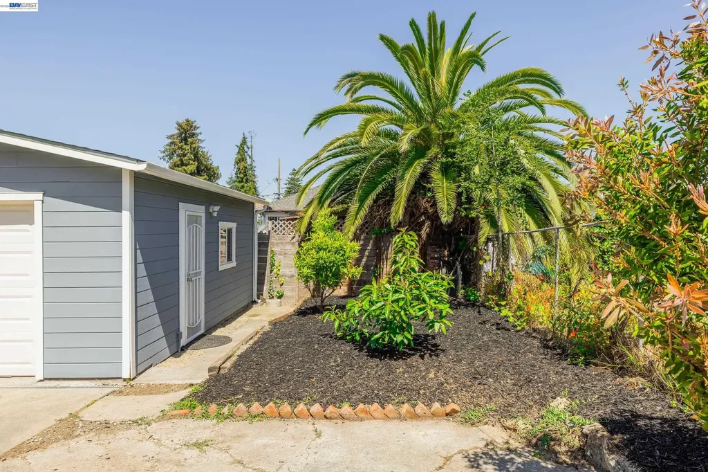 2023 46th Avenue Oakland CA 94601