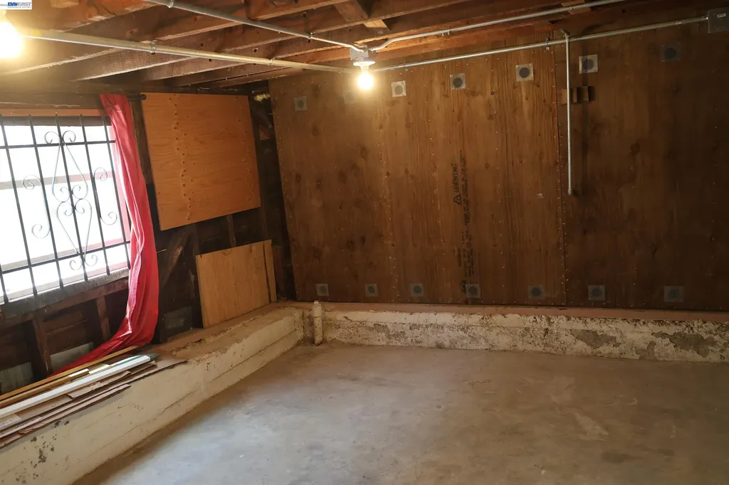 2023 46th Avenue Oakland CA 94601