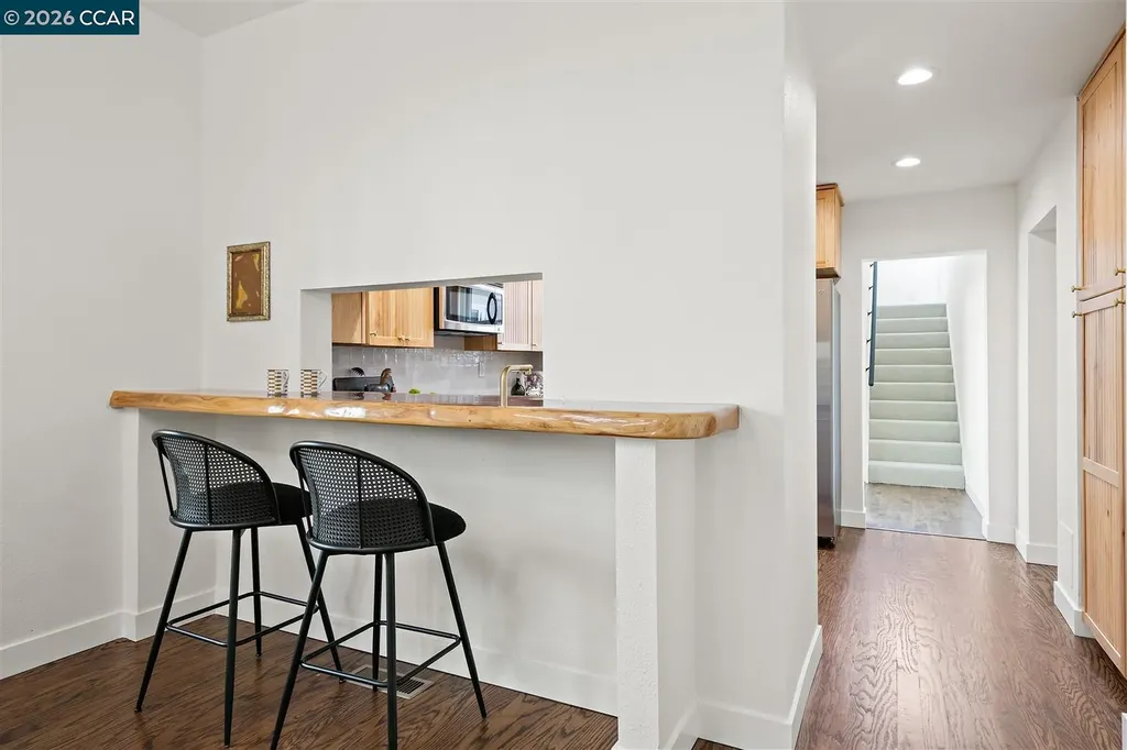 2703 Mathews Street Berkeley CA 94702