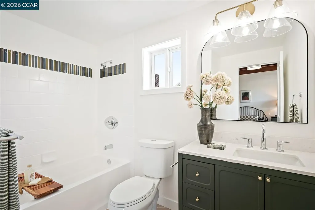 2703 Mathews Street Berkeley CA 94702