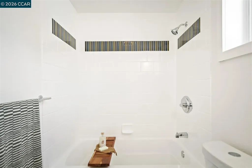 2703 Mathews Street Berkeley CA 94702