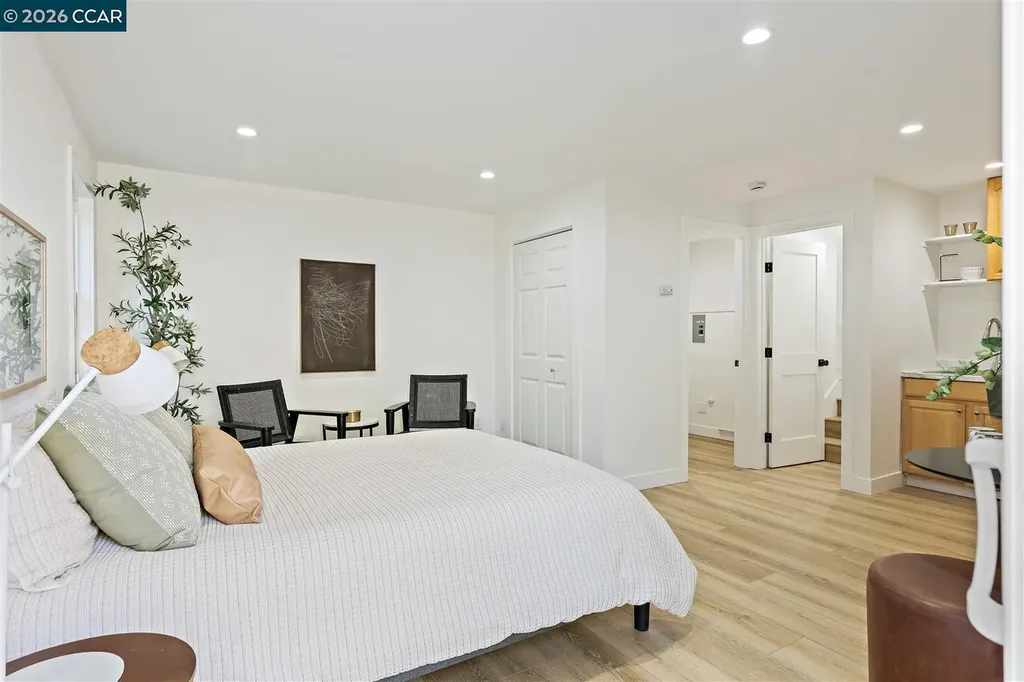 2703 Mathews Street Berkeley CA 94702