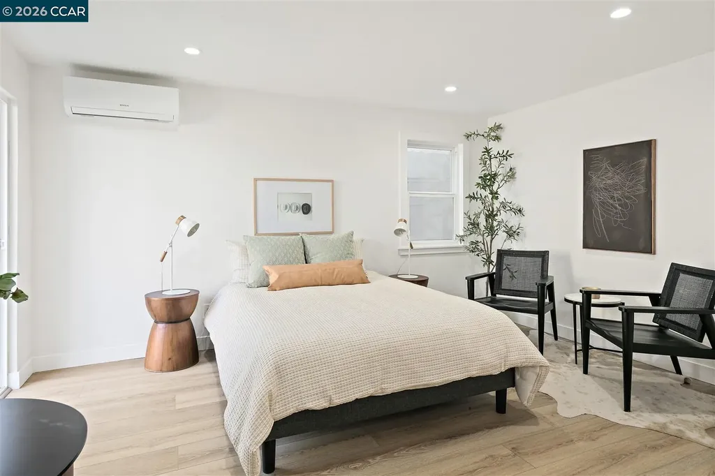2703 Mathews Street Berkeley CA 94702