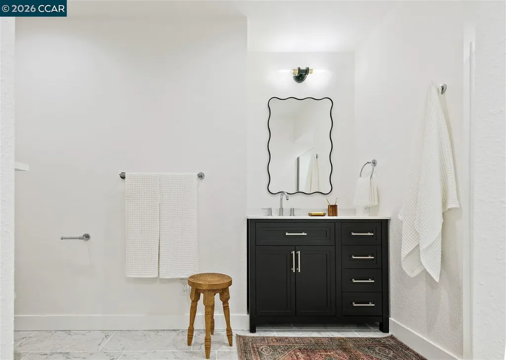 2703 Mathews Street Berkeley CA 94702