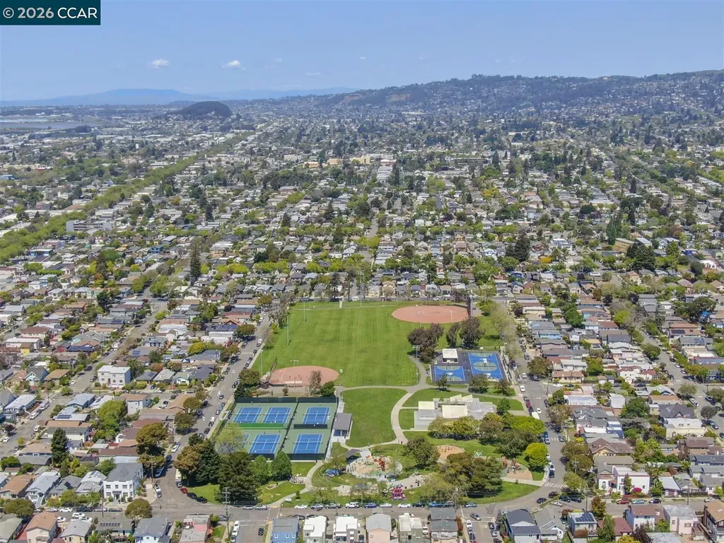 2703 Mathews Street Berkeley CA 94702