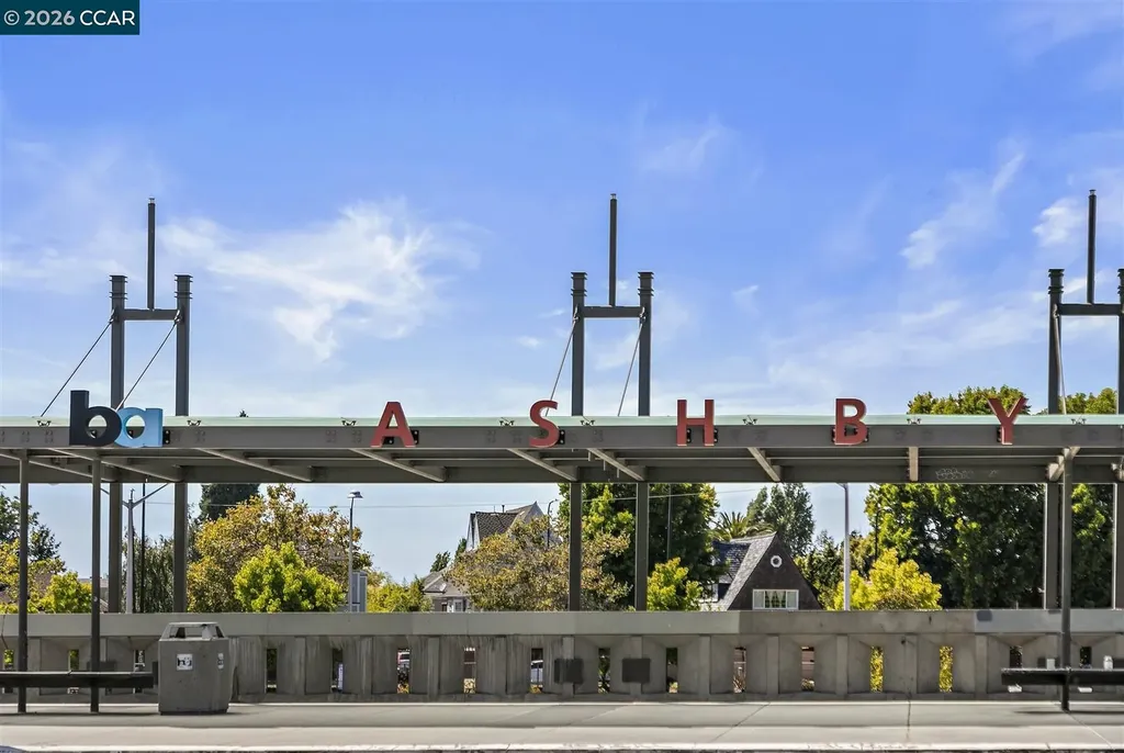 2703 Mathews Street Berkeley CA 94702