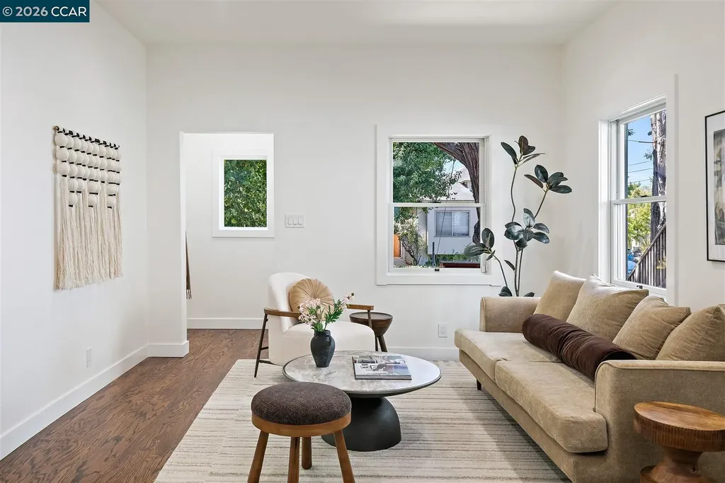 2703 Mathews Street Berkeley CA 94702