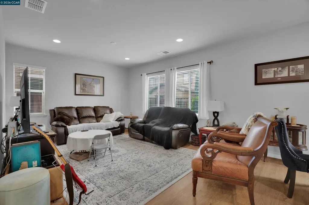 173 Willowrun Way Oakley CA 94561