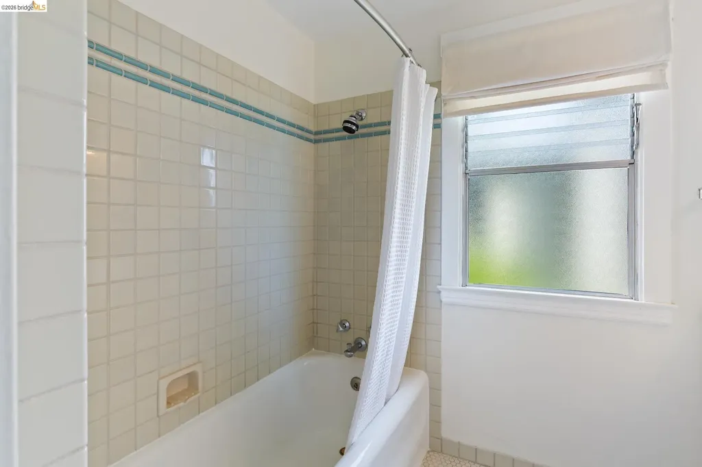 15 Claremont Crescent Berkeley CA 94705