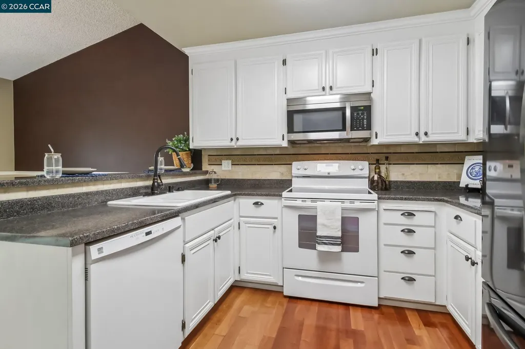 2460 Heatherleaf Lane Martinez CA 94553
