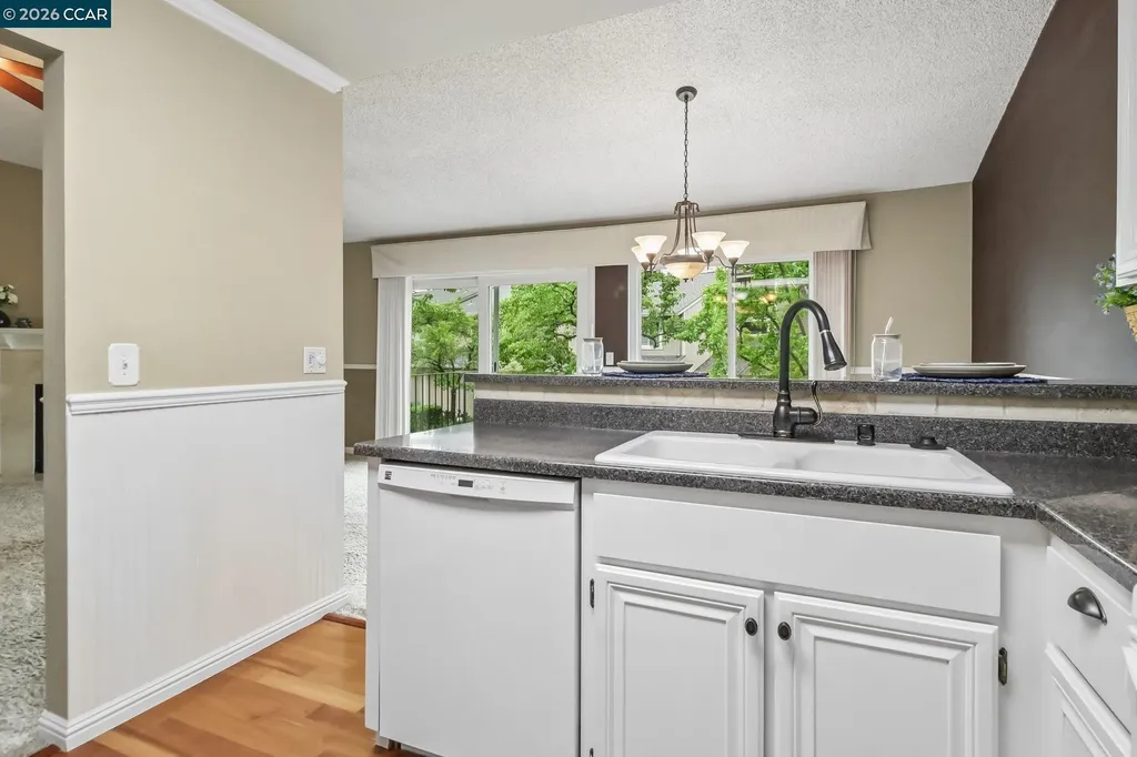 2460 Heatherleaf Lane Martinez CA 94553