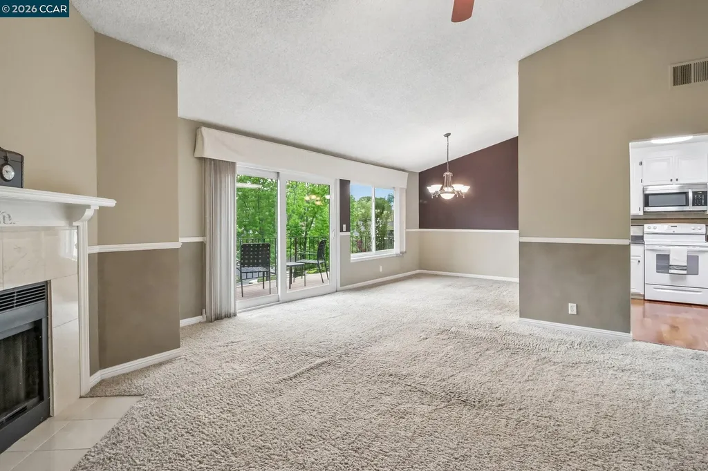 2460 Heatherleaf Lane Martinez CA 94553