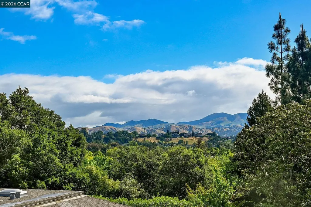 1524 Golden Rain Road Walnut Creek CA 94595