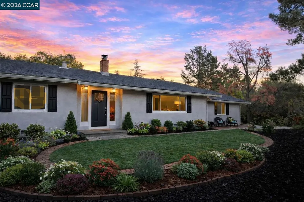 8 Cherry Hills Court Lafayette CA 94549